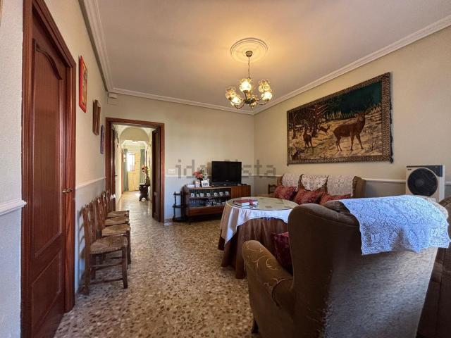 Chalet, Miajadas
