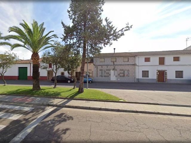 Chalet, Miajadas