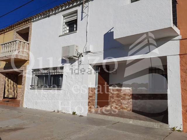 Chalet, Miajadas