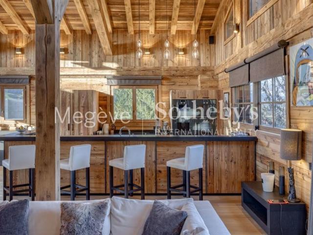 Chalet Millesime Somptueux chalet avec piscine et espace bien être