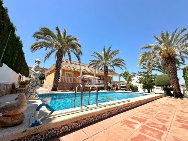 Chalet, Mutxamel