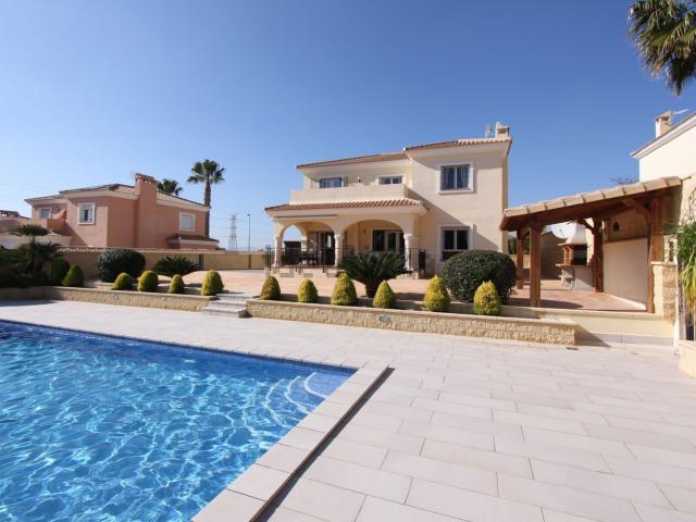 Chalet, Mutxamel