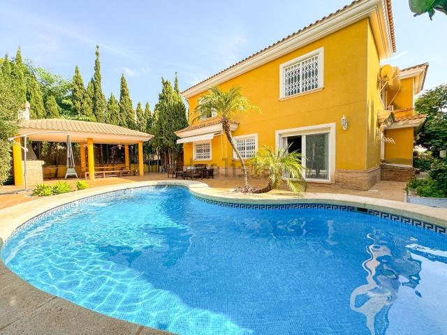 Chalet, Mutxamel
