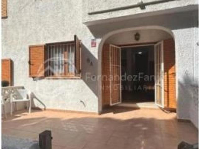 CHALET MUY CERCA PLAYA FLAMENCA EN ORIHUELA COSTA