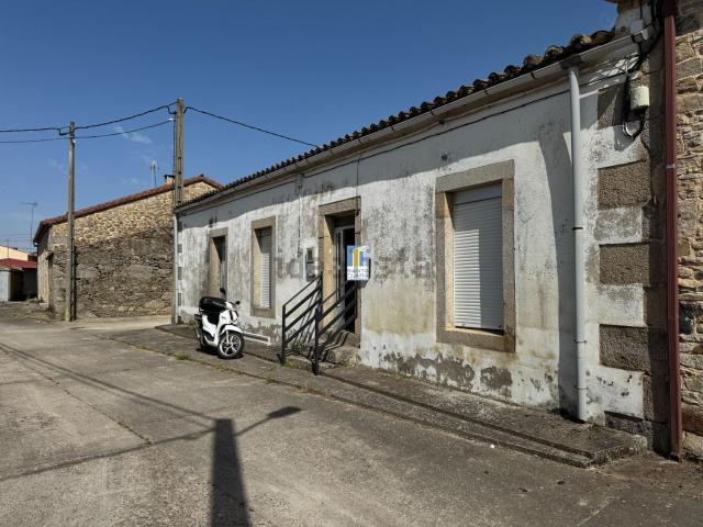 Chalet, Muga de Sayago