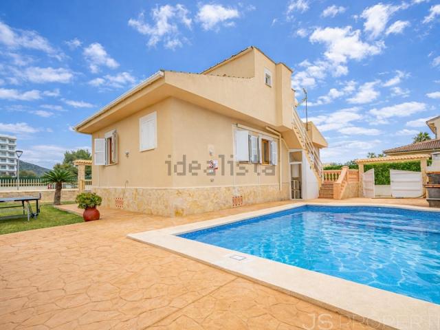 Chalet, Muro
