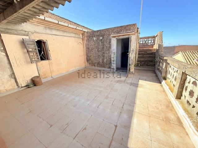 Chalet, Muro