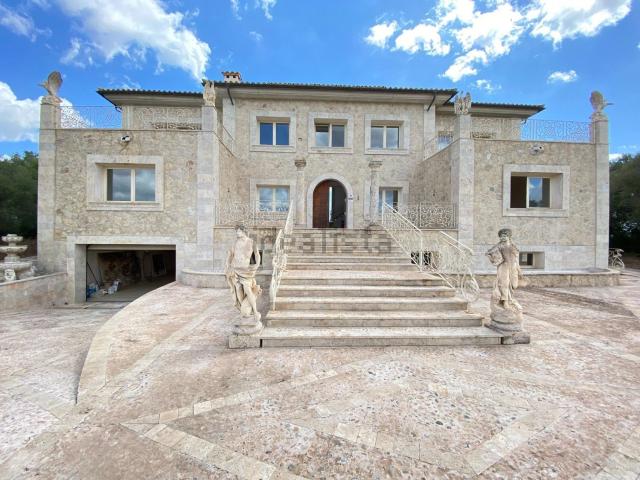 Chalet, Muro