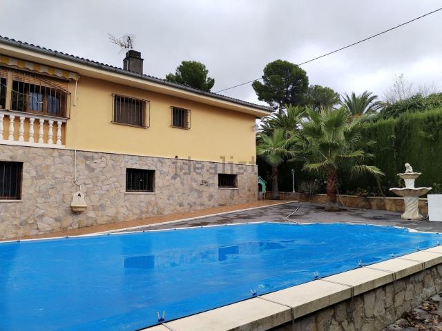 Chalet, Muro del Alcoy