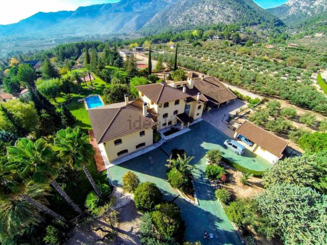 Chalet, Muro del Alcoy