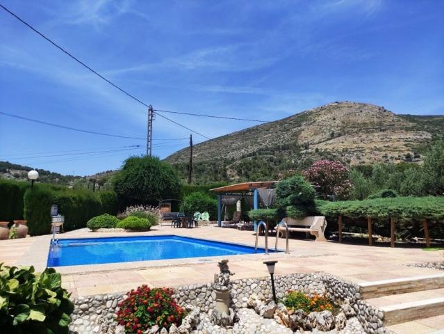 Chalet, Muro del Alcoy