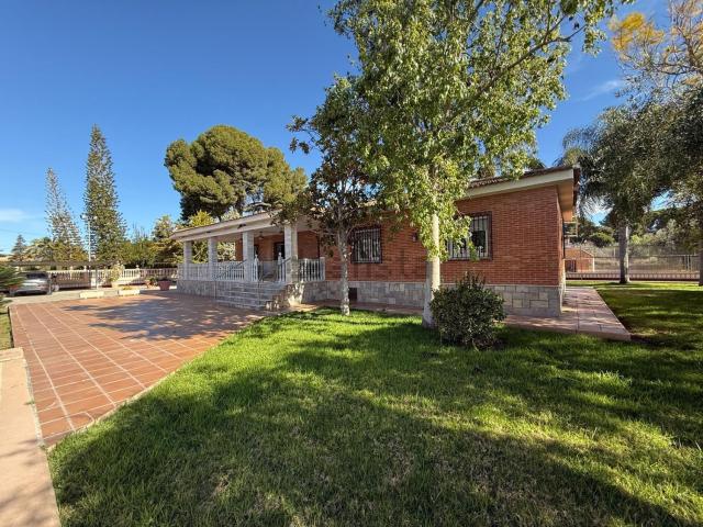 Chalet, Novelda