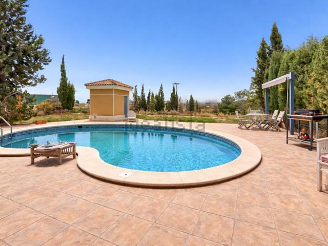 Chalet, Novelda