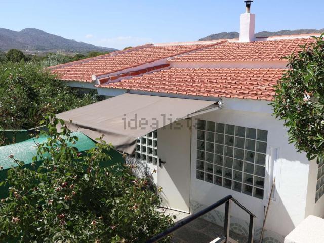 Chalet, Novelda
