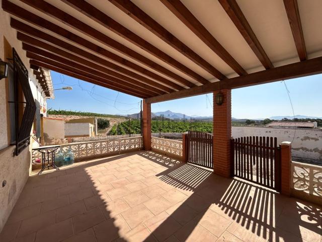Chalet, Novelda