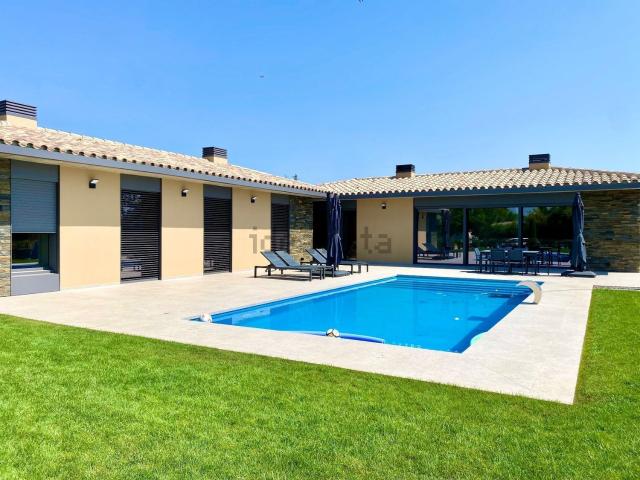 Chalet, Navata