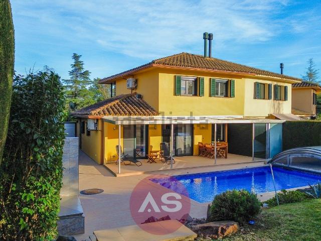 Chalet, Navata