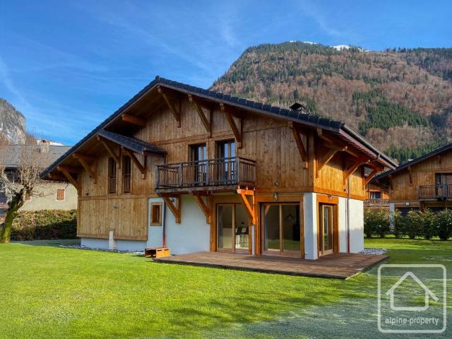 Chalet neuf exceptionnel 2021 – près de Samoëns – finitions haut de gamme