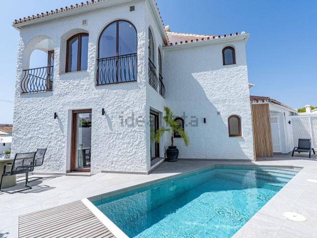 Chalet, Nerja