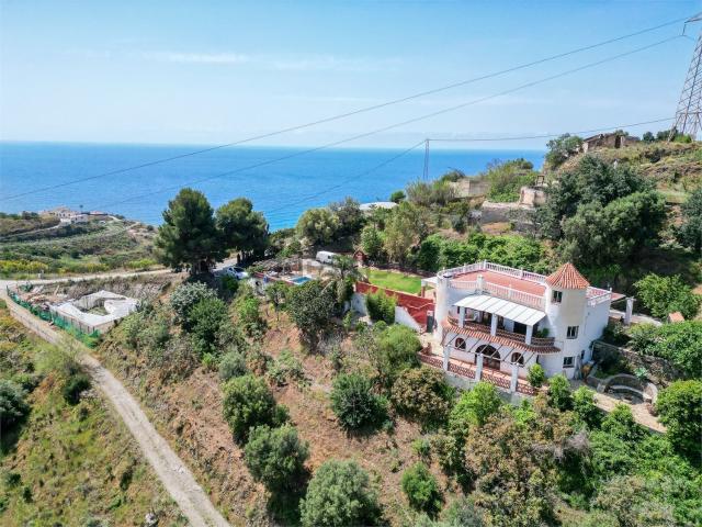 Chalet, Nerja