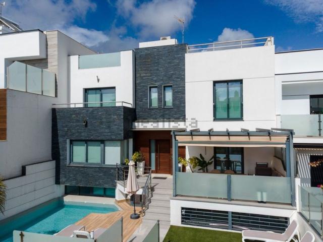 Chalet, Nerja