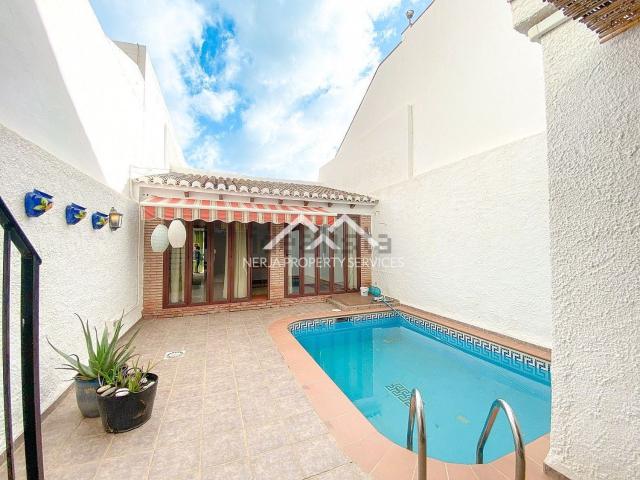 Chalet, Nerja