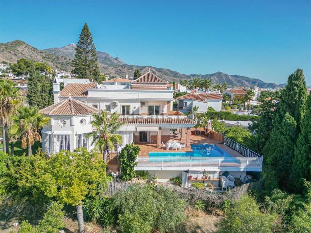 Chalet, Nerja