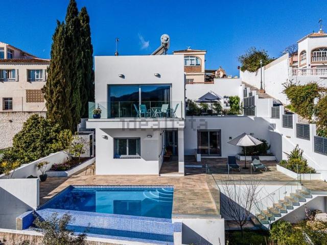Chalet, Nerja