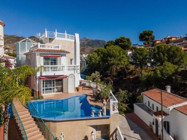 Chalet, Nerja
