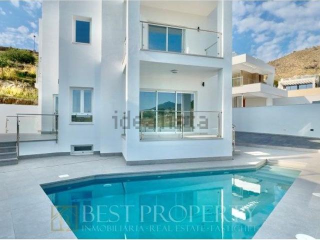 Chalet, Nerja