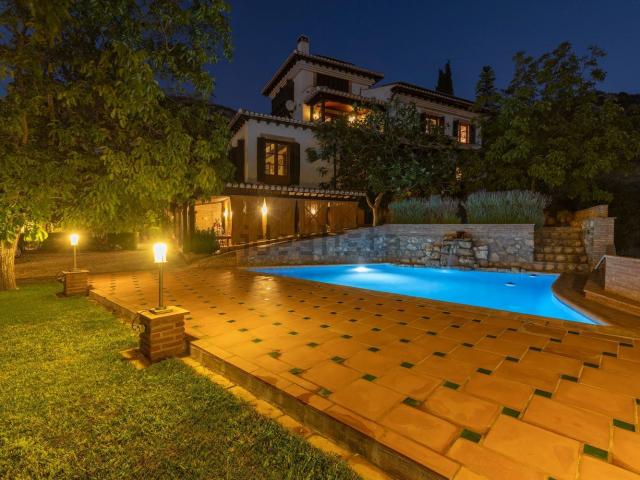 Chalet, Nivar