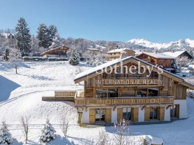 Chalet Nivra Chalet alpin proche du centre de Combloux