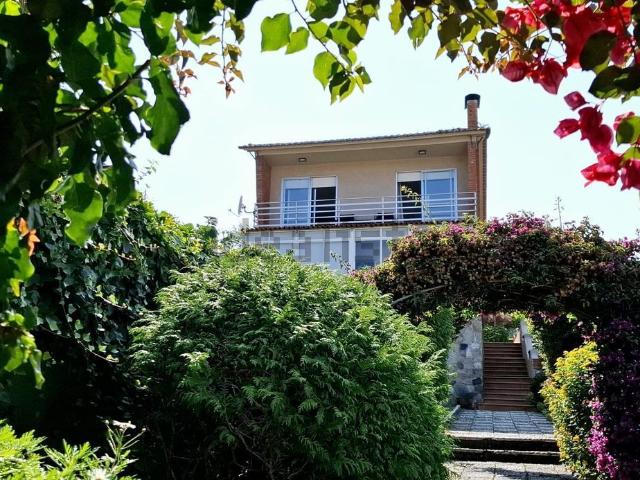 Chalet, Nigran