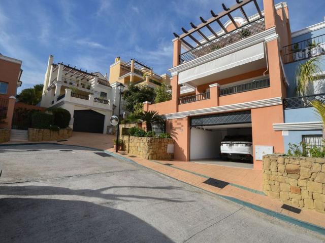 Chalet, Nueva Andalucía, Marbella