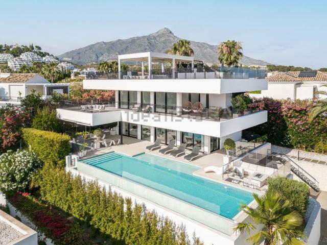 Chalet, Nueva Andalucía, Marbella