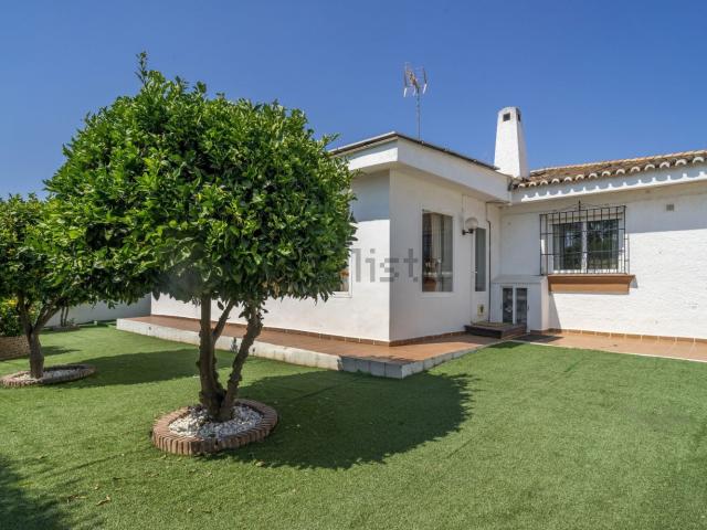 Chalet, Nueva Andalucía, Marbella