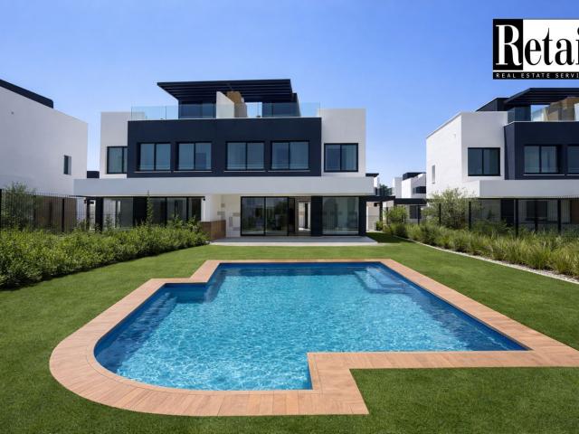 Chalet, Nueva Atalaya, Estepona