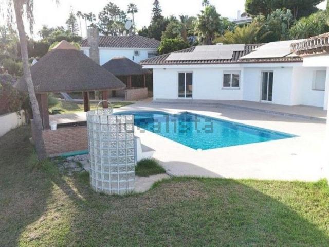 Chalet, Nueva Atalaya, Estepona