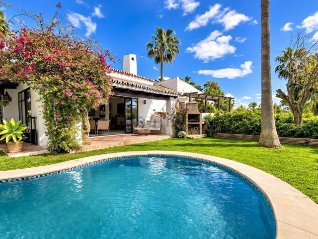 Chalet, Nueva Atalaya, Estepona