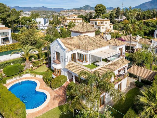 Chalet, Nueva Atalaya, Estepona