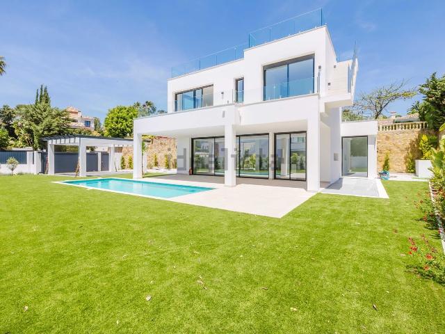Chalet, Nueva Atalaya, Estepona
