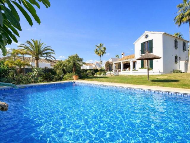 Chalet, Nueva Atalaya, Estepona