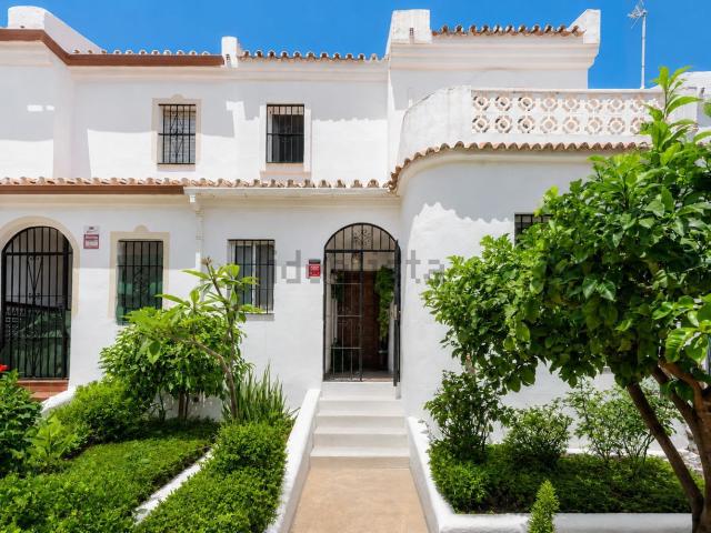 Chalet, Nueva Atalaya, Estepona