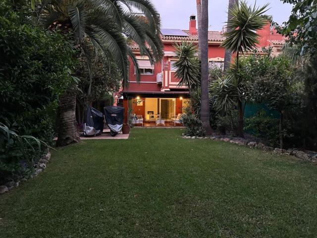 Chalet, Nueva Atalaya, Estepona