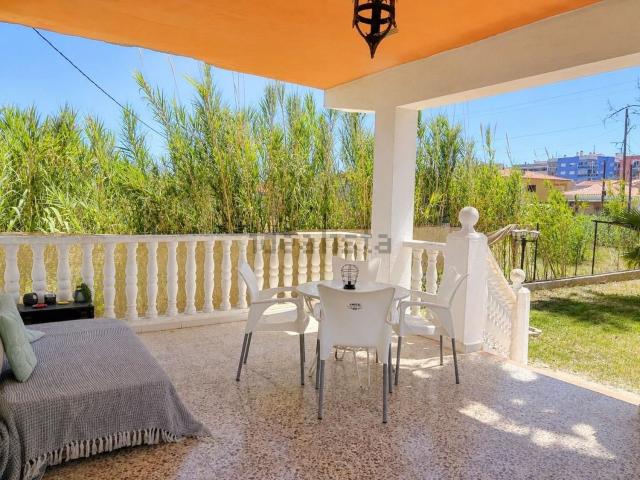 Chalet, Nules