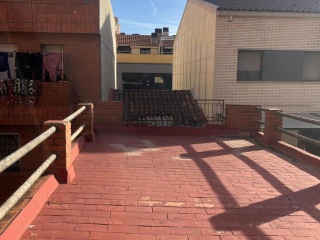 Chalet, Sol i Padris Sant Oleguer, Sabadell