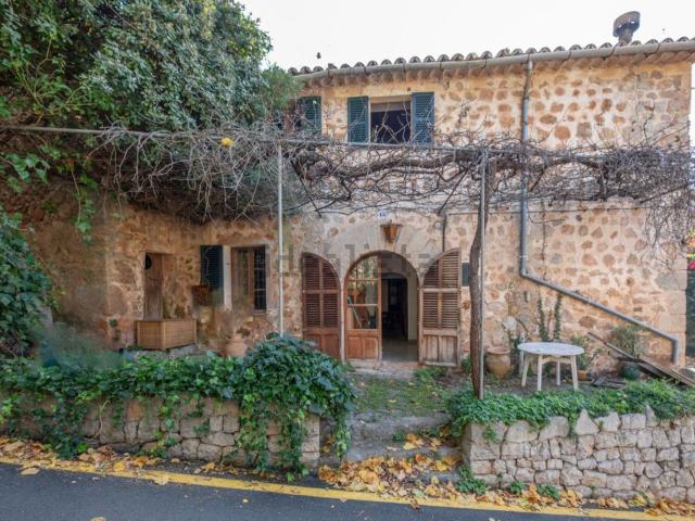 Chalet, Soller
