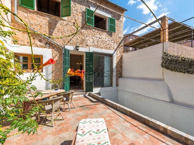 Chalet, Soller
