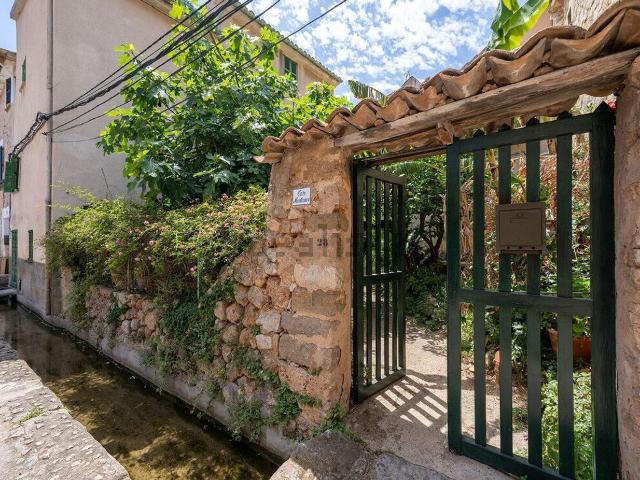 Chalet, Soller