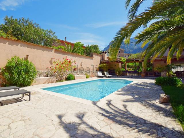 Chalet, Soller